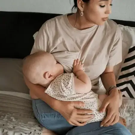 Breastfeeding article artwork